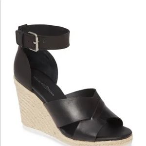 NWOT Treasure & Bond Poppy Wedge Sandal